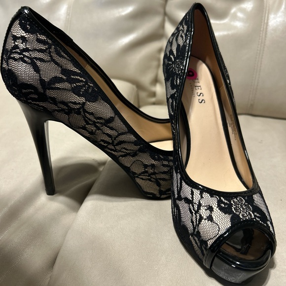 Guess Black Lace Stiletto Heels - Picture 1 of 4